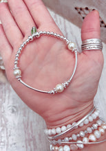 Load image into Gallery viewer, Pearl Noodle Bangle