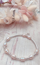 Load image into Gallery viewer, Freshwater Pearl Noodle Bangle
